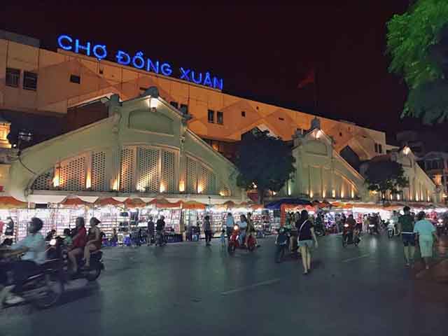 Dong Xuan Night Market, Hanoi hanoi