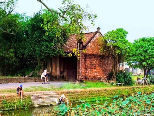 Duong Lam Village hanoi