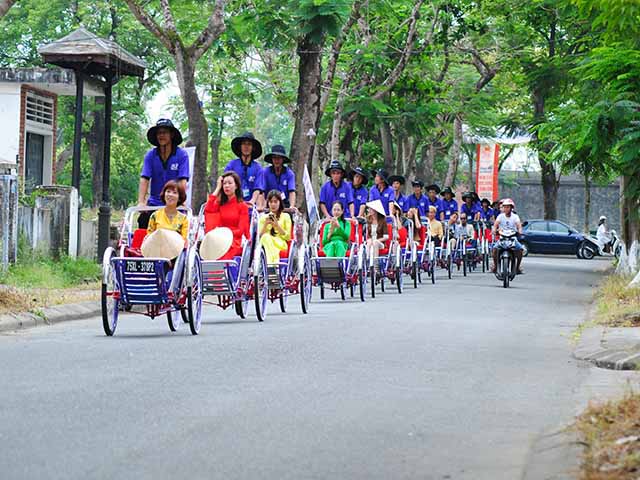 hue city tour