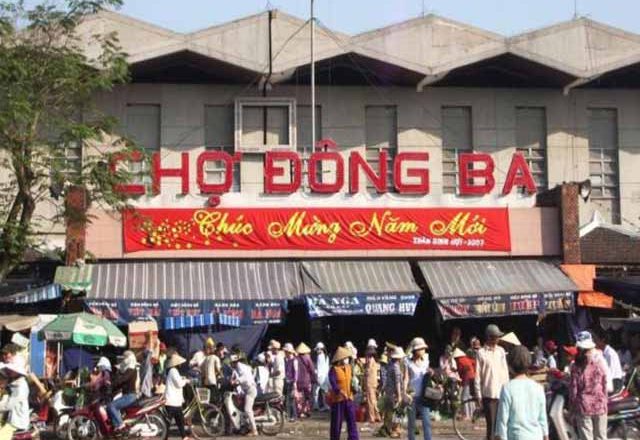 dong ba market